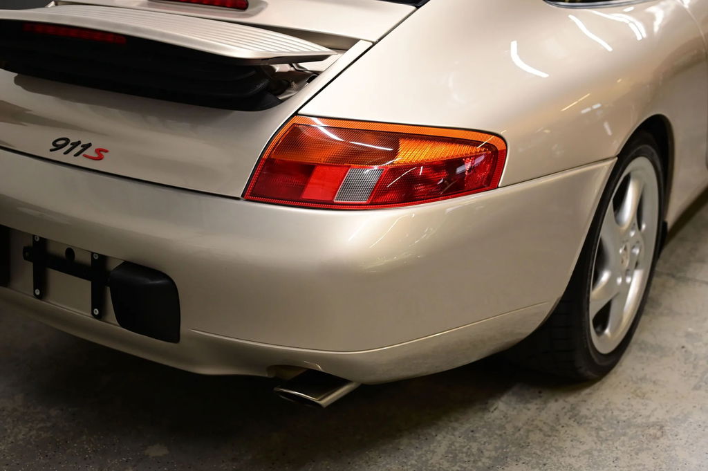 Porsche 996 Carrera