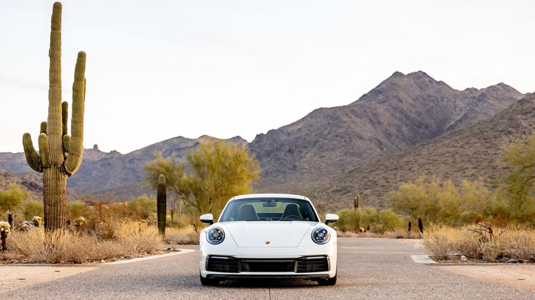 Porsche 992 Carrera 4S