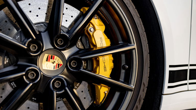 Porsche 992 Carrera 4S