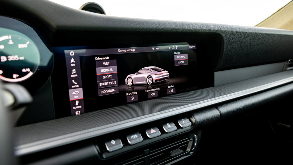 Porsche 992 Carrera 4S