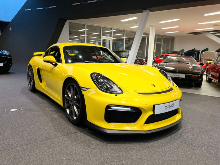 Porsche 981 Cayman GT4