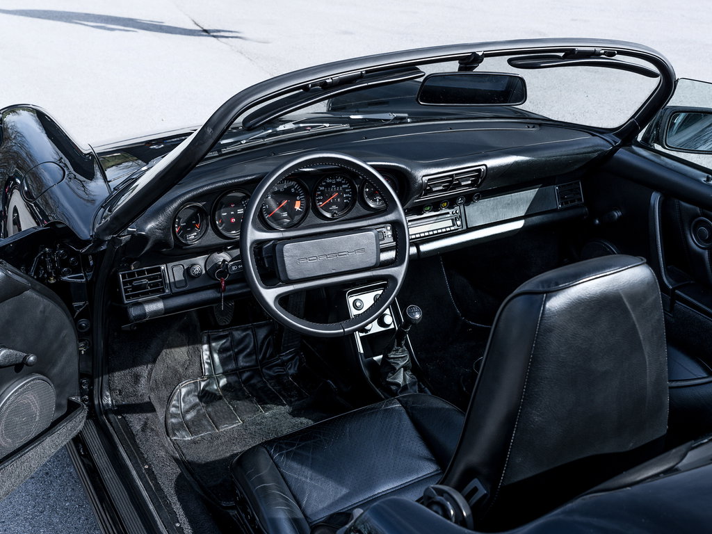 Porsche 911 Carrera 3.2 Speedster (US)