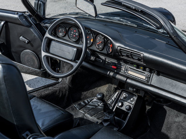 Porsche 911 Carrera 3.2 Speedster (US)