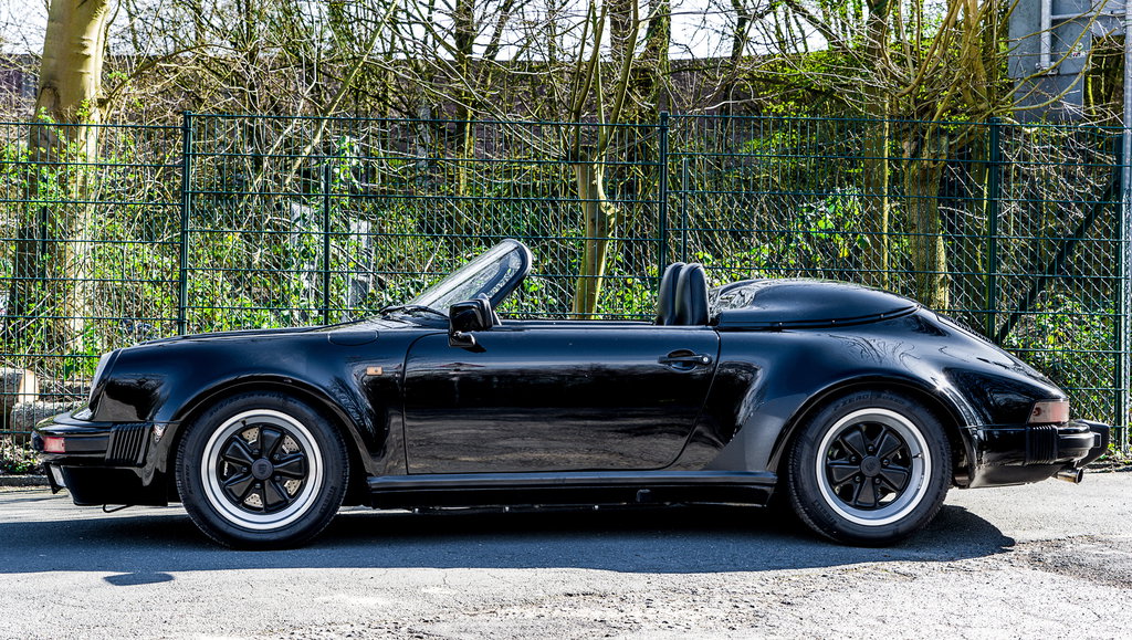 Porsche 911 Carrera 3.2 Speedster (US)
