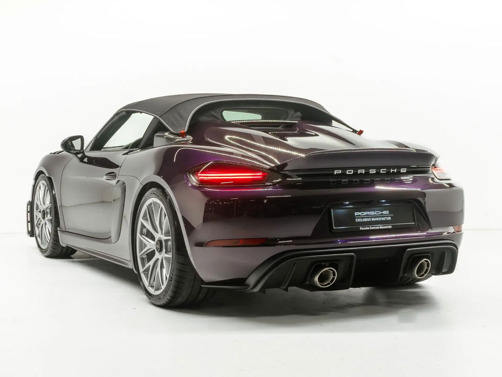 Porsche 718 Spyder RS