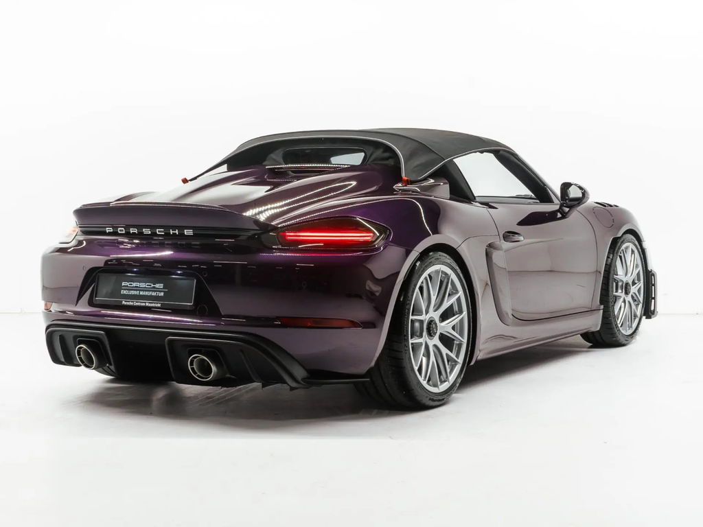 Porsche 718 Spyder RS