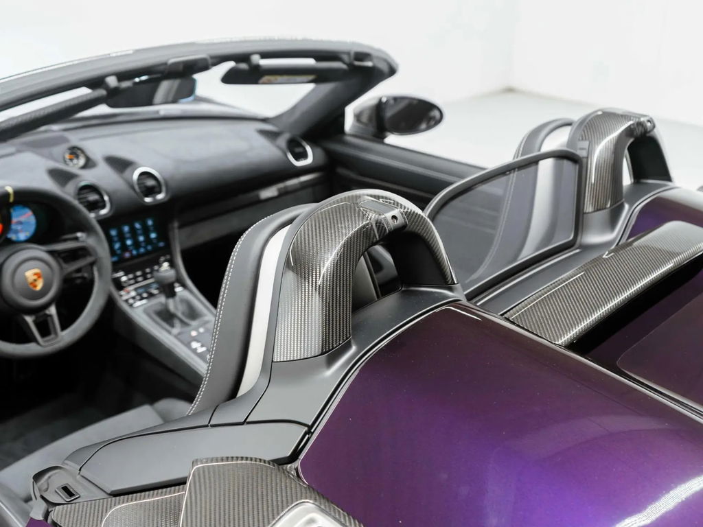 Porsche 718 Spyder RS