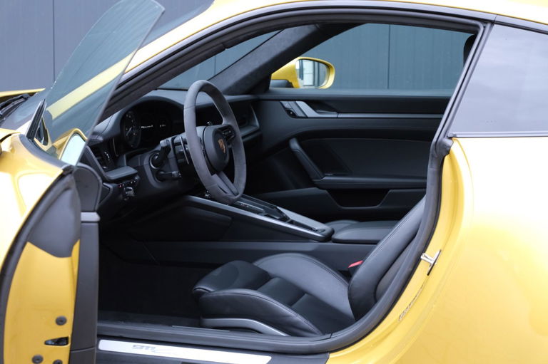 Porsche 992 Carrera S