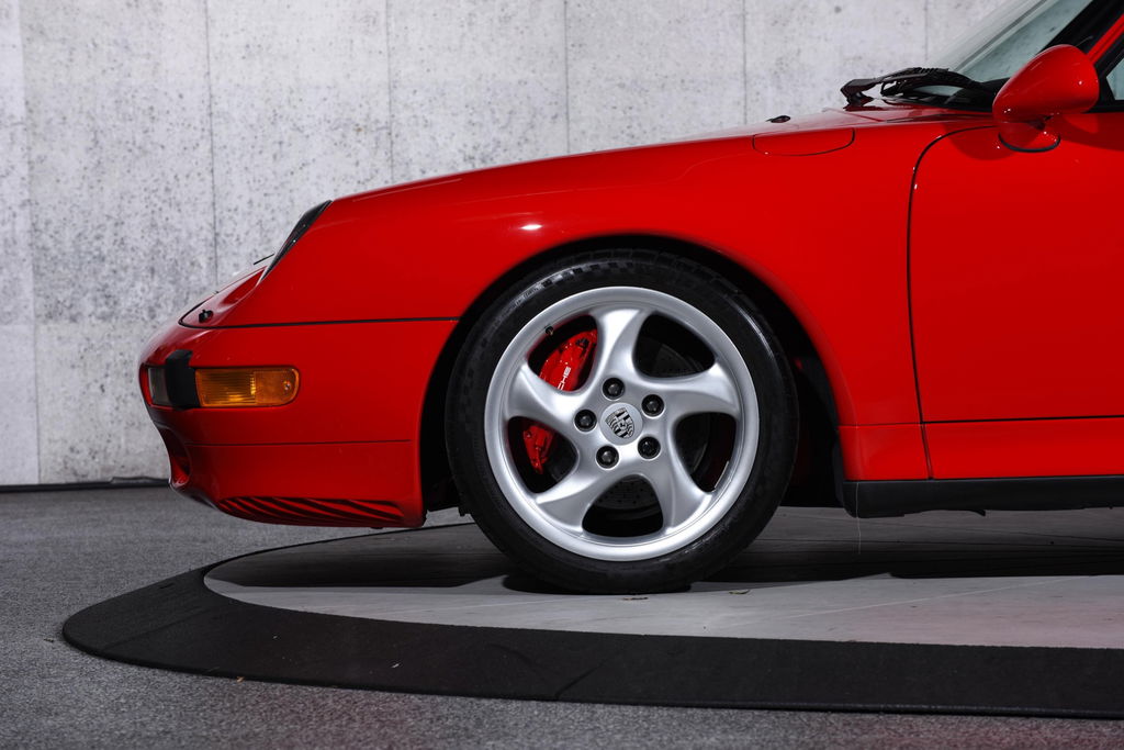 Porsche 993 Carrera 4S