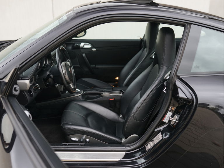 Porsche 997 Carrera 4