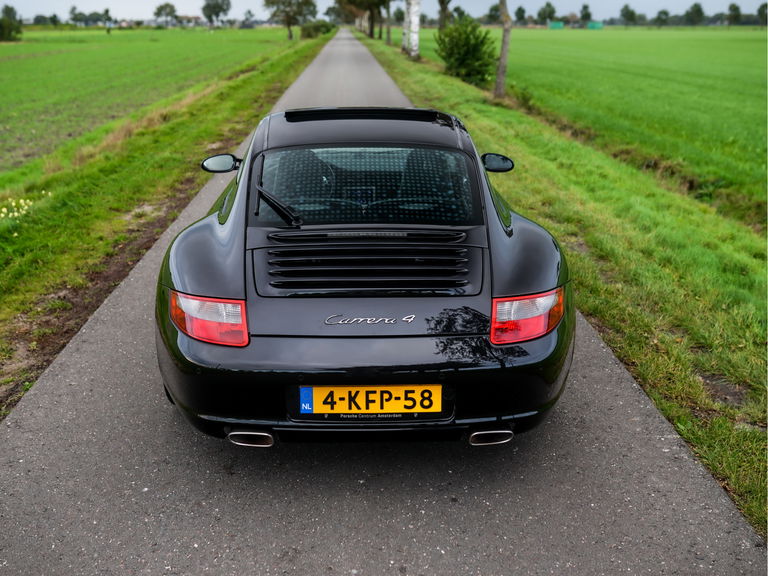 Porsche 997 Carrera 4
