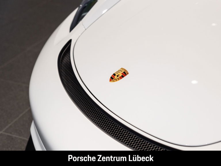 Porsche 718 Spyder RS