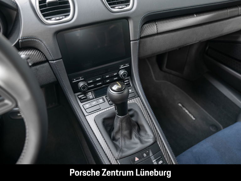 Porsche 718 Cayman GT4 RS