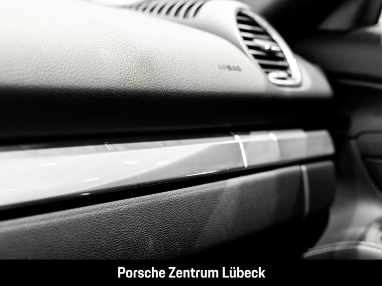 Porsche 718 Cayman Style Edition