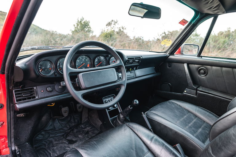 Porsche 911 Carrera 3.2