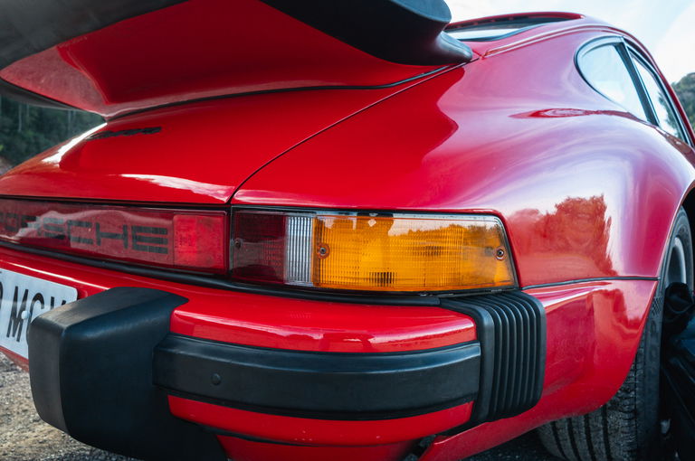 Porsche 911 Carrera 3.2