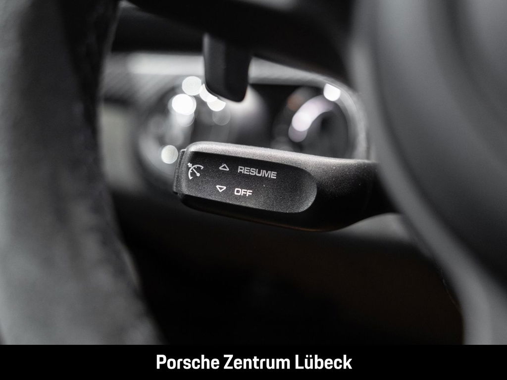 Porsche 718 Spyder RS