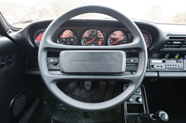 Porsche 911 Carrera 3.2