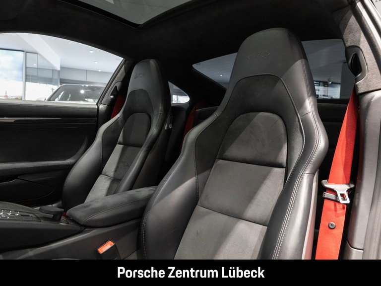 Porsche 991.2 Carrera GTS