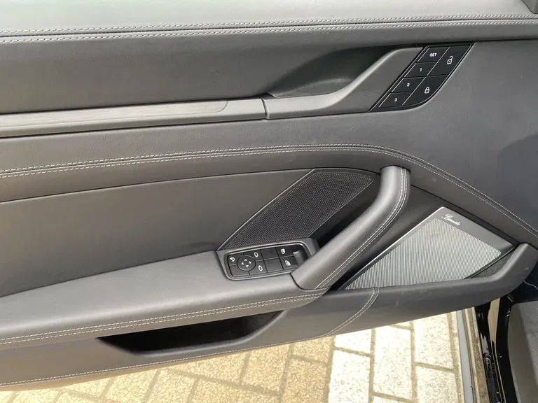 Porsche 992 Edition 50 Jahre Porsche Design