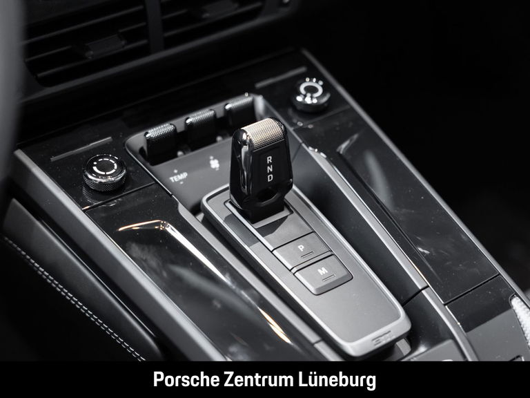 Porsche 992.2 Carrera GTS