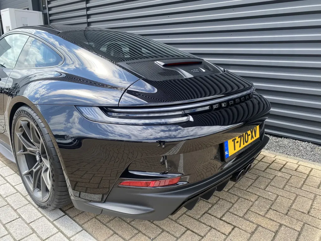 Porsche 992 GT3 Touring