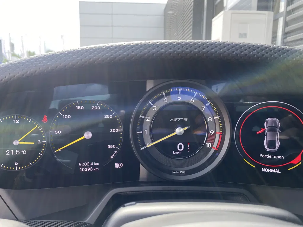 Porsche 992 GT3 Touring