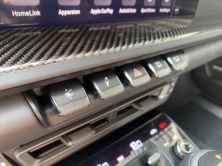 Porsche 992 GT3 Touring