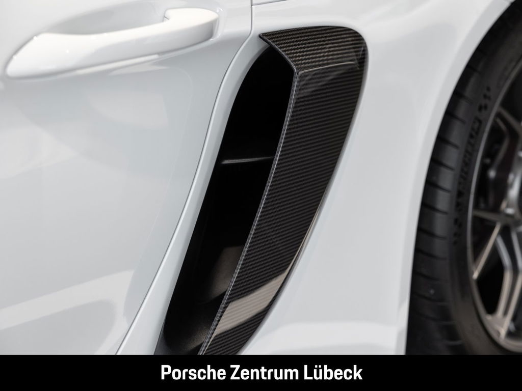 Porsche 718 Spyder RS