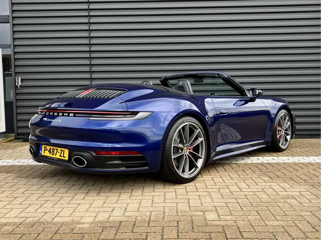 Porsche 992 Carrera 4S