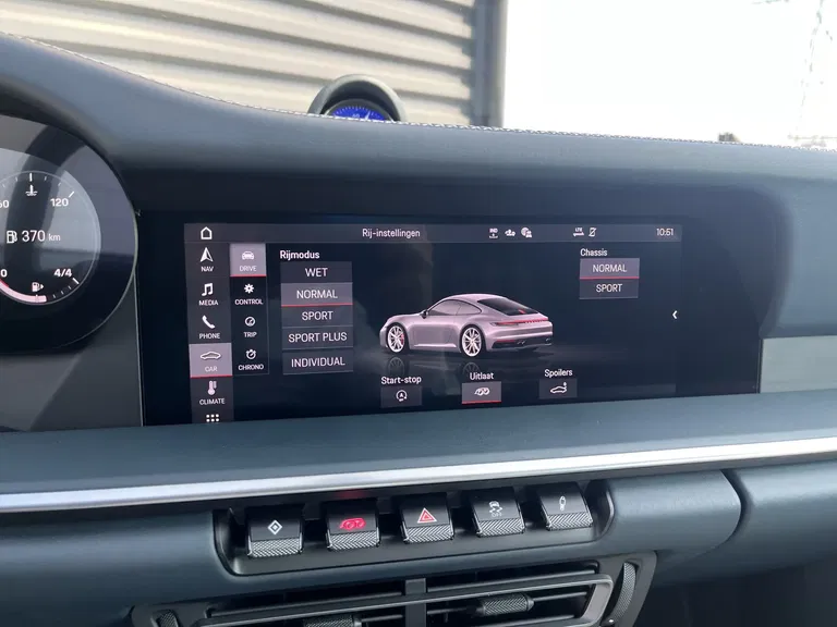 Porsche 992 Carrera 4S