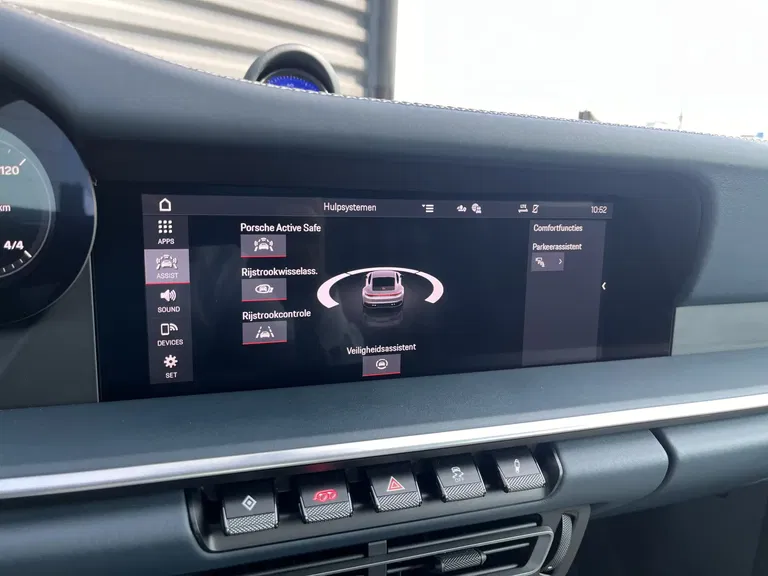 Porsche 992 Carrera 4S