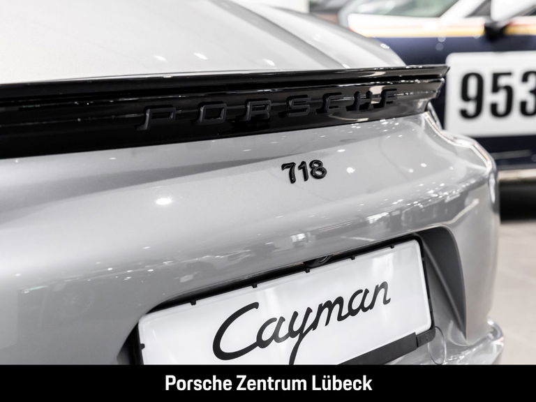 Porsche 718 Cayman Style Edition