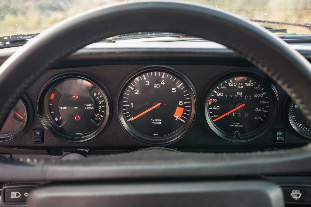 Porsche 911 Carrera 3.2