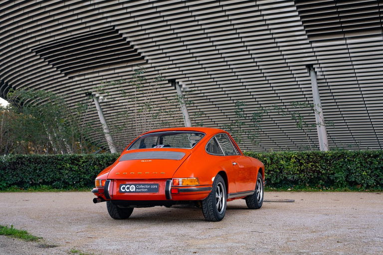 Porsche 911 E