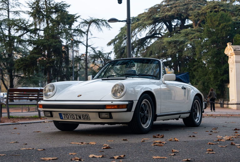 Porsche 911 Carrera 3.2