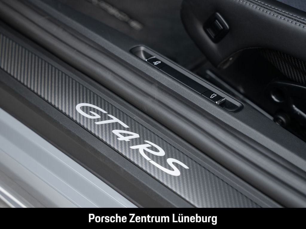 Porsche 718 Cayman GT4 RS