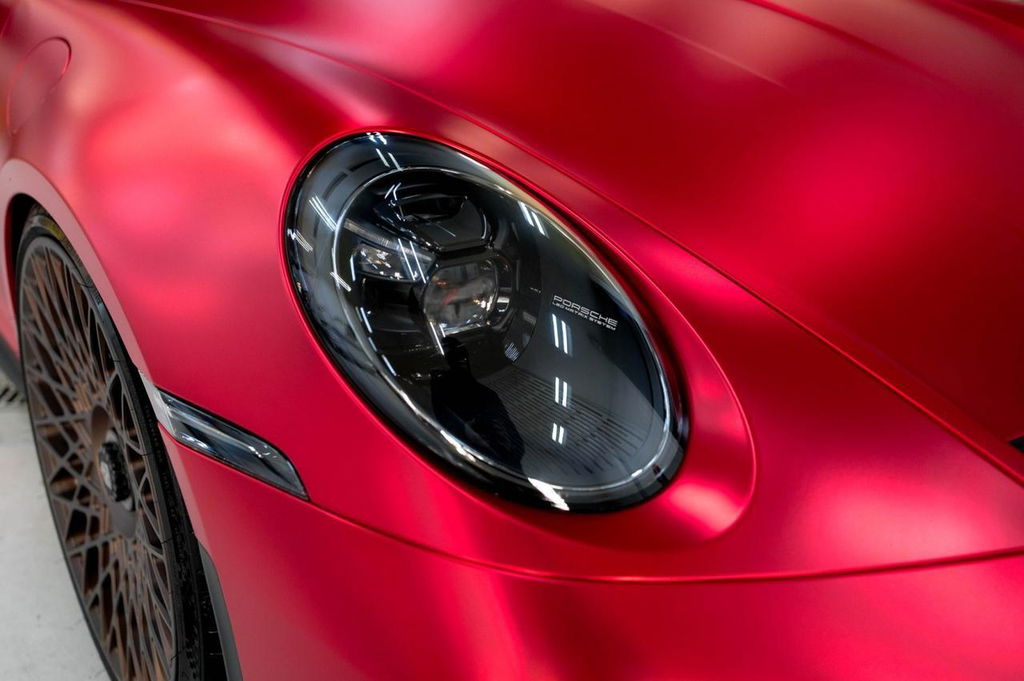 Porsche 992 GT3 Touring