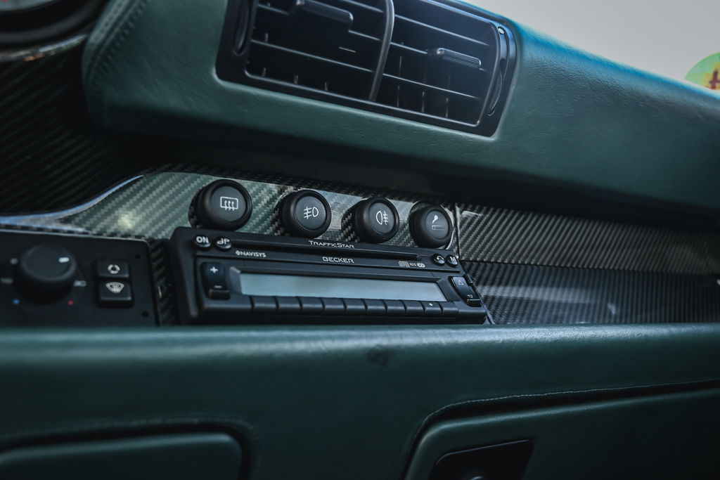 Porsche 993 Carrera 4S