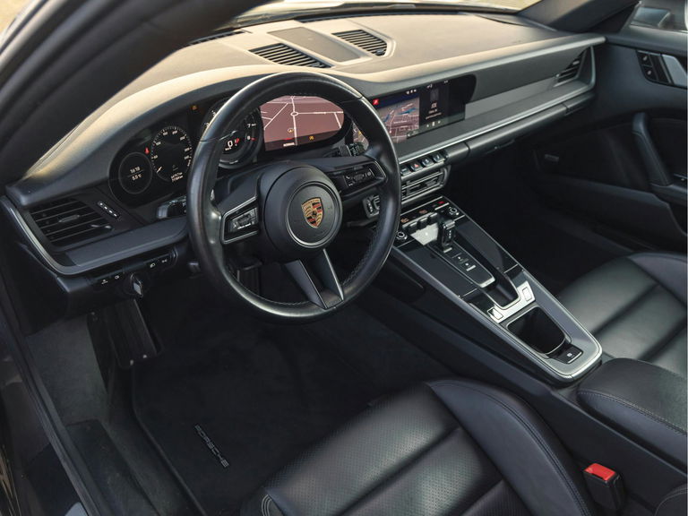 Porsche 992 Carrera 4S