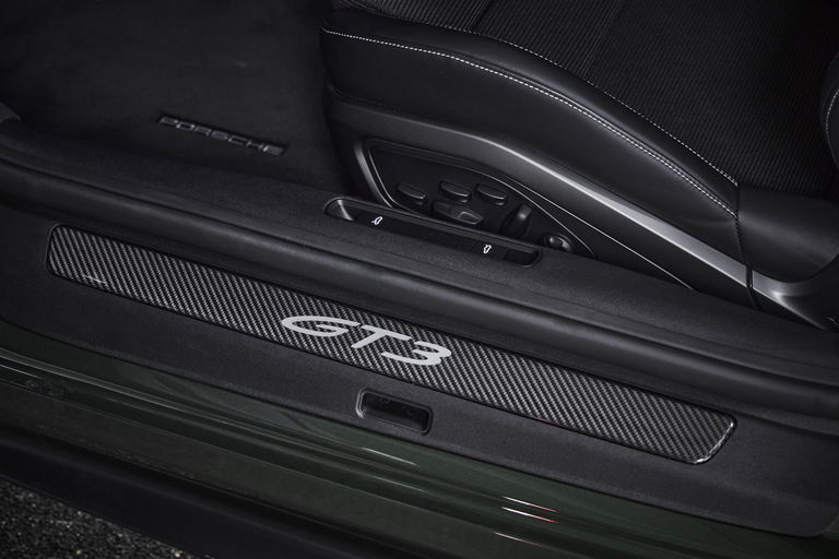 Porsche 992 GT3 Touring