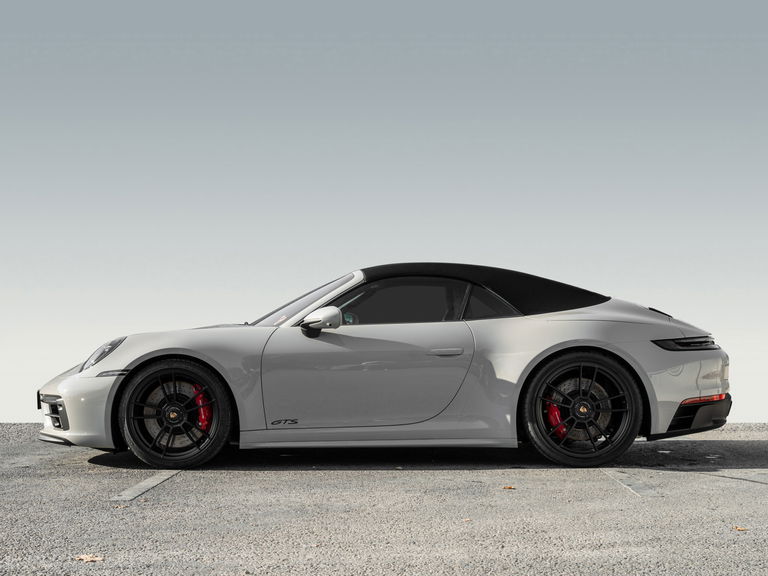 Porsche 992 Carrera 4 GTS