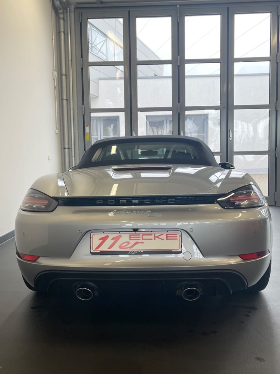 Porsche 718 Boxster 25 Years