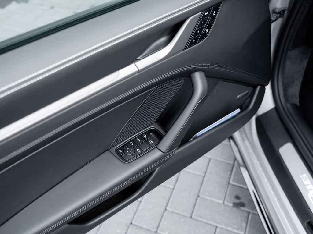 Porsche 992.2 Carrera