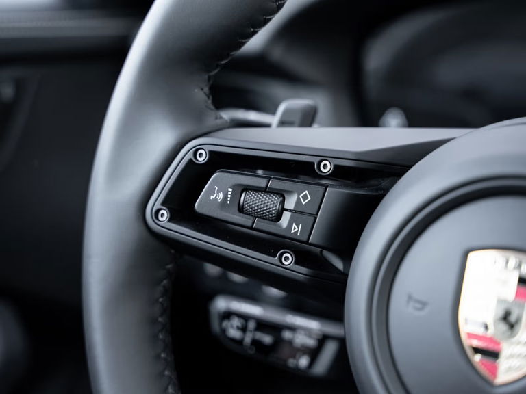 Porsche 992.2 Carrera