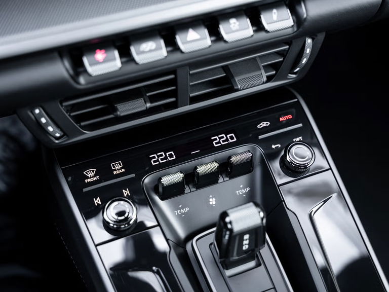 Porsche 992.2 Carrera