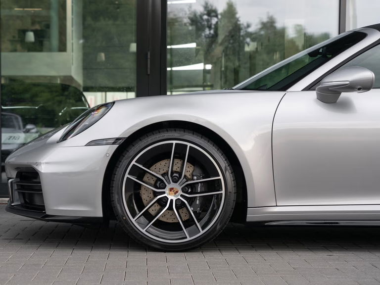 Porsche 992.2 Carrera