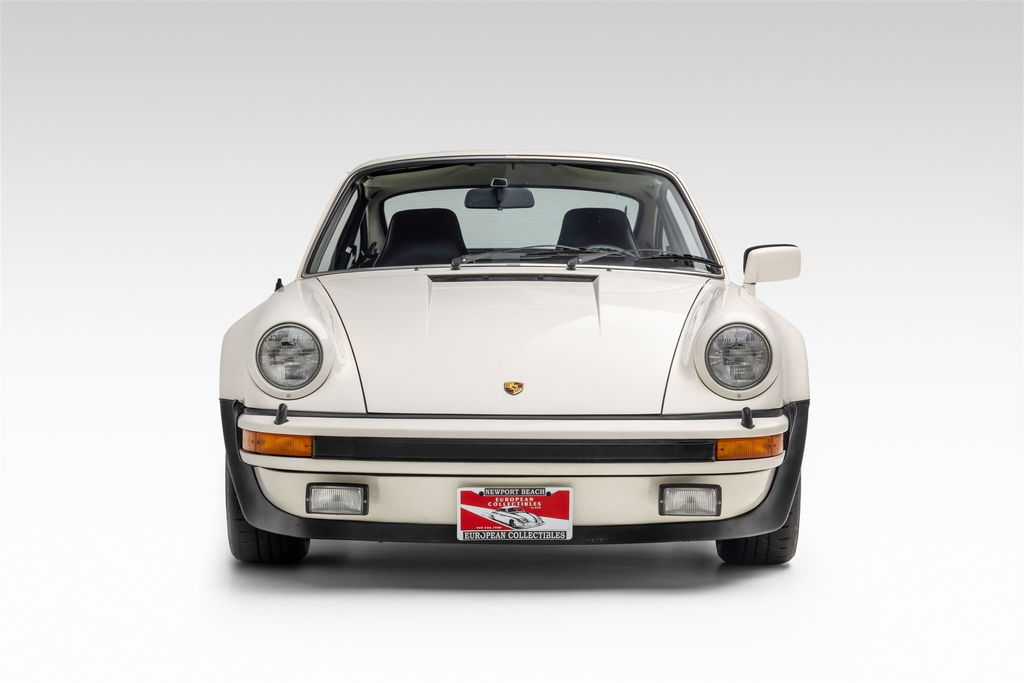 Porsche 911 Turbo 3.0 (US)