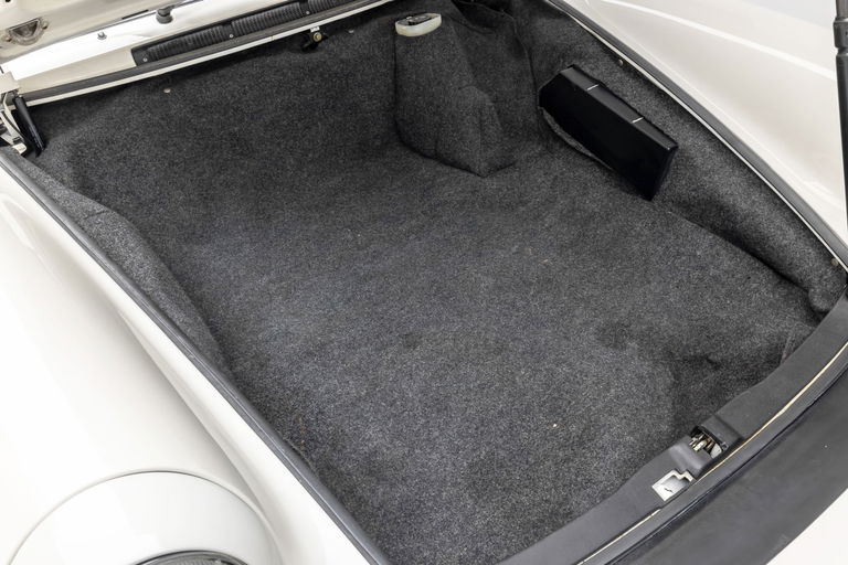 Porsche 911 Turbo 3.0 (US)