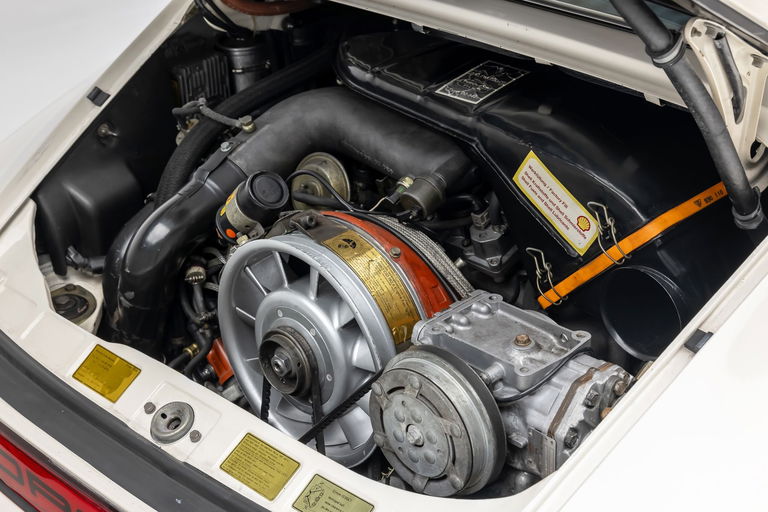 Porsche 911 Turbo 3.0 (US)